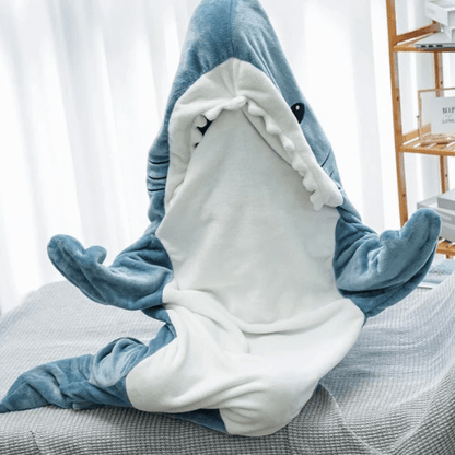 CozyShark La Coperta Squalo Indossabile - PijamaMania™ - PijamaMania