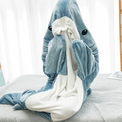 CozyShark La Coperta Squalo Indossabile - PijamaMania™ - PijamaMania